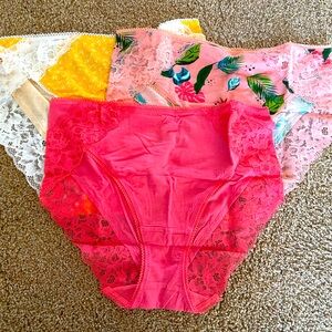 Brand new soma high cut lace panties medium sold as bundle of 3 only